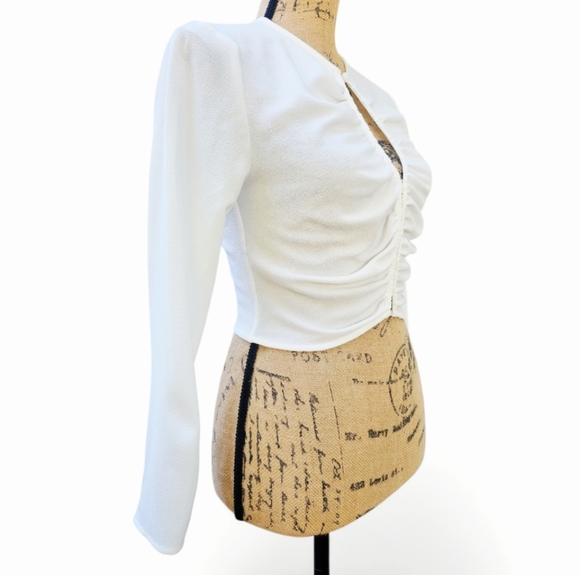 NWT Zara Y2K White Button-down Ruched Keyhole Blouse, Size XS - Picture 4 of 7